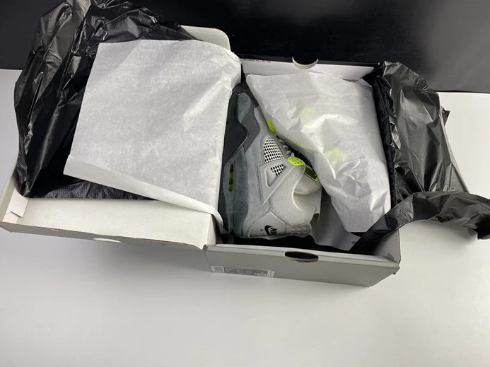 3978 Jordan4 SE 95 Neon CT5342- AllSeason 885