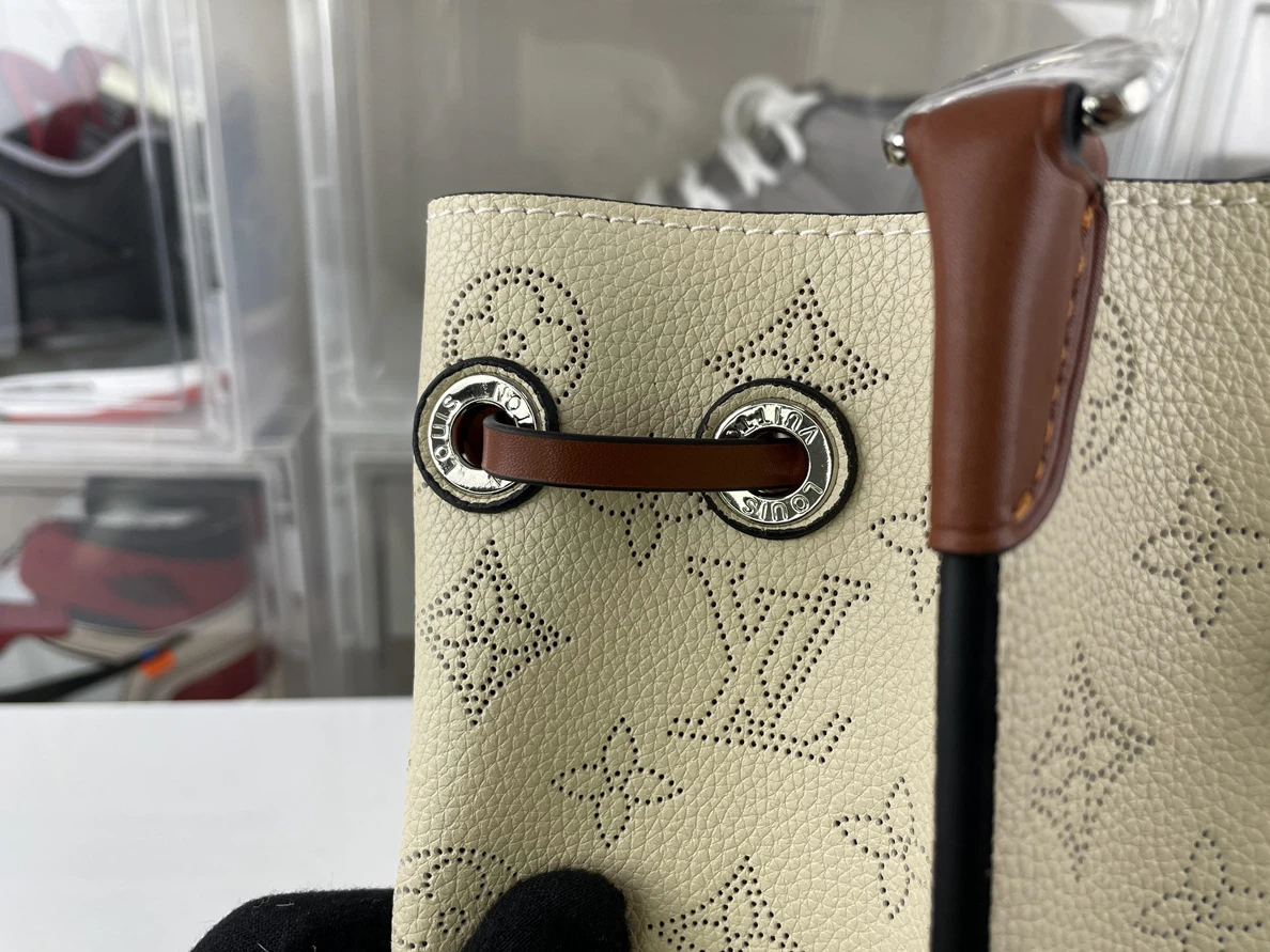 4112 LV Muria Bucket (25 x 25x 20 cm) Affordable 268
