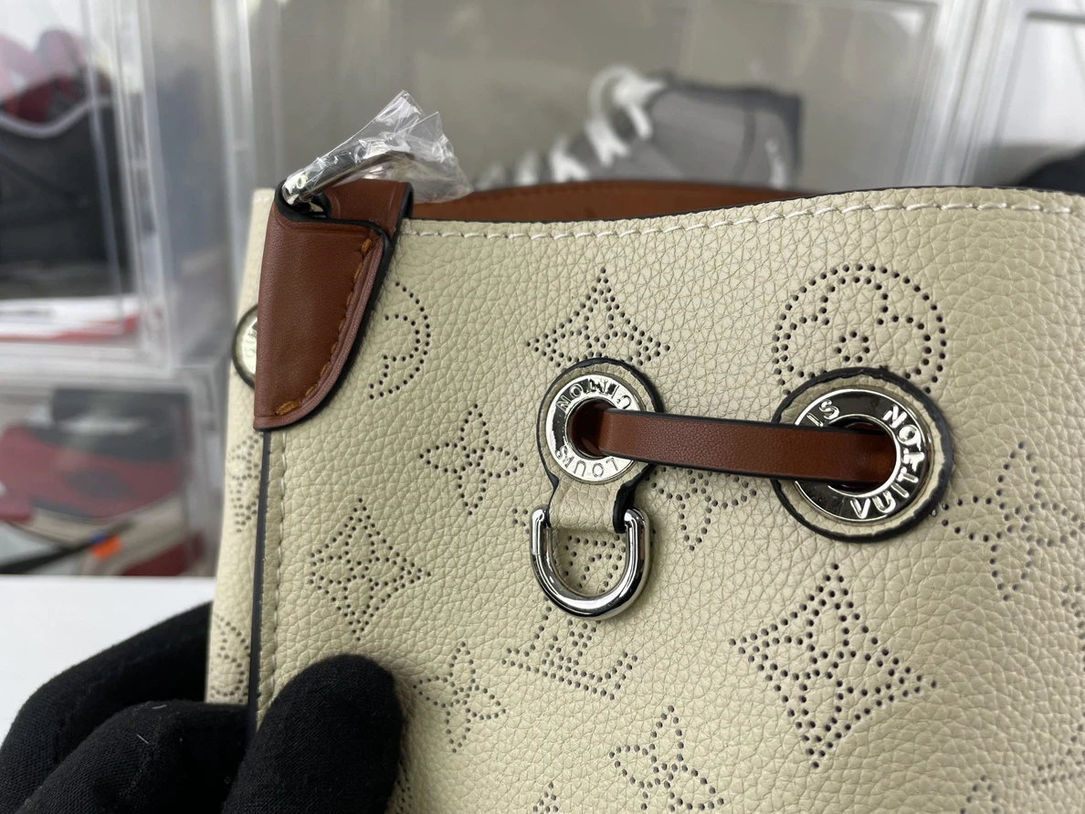 4112 LV Muria Bucket (25 x 25x 20 cm) Affordable 268