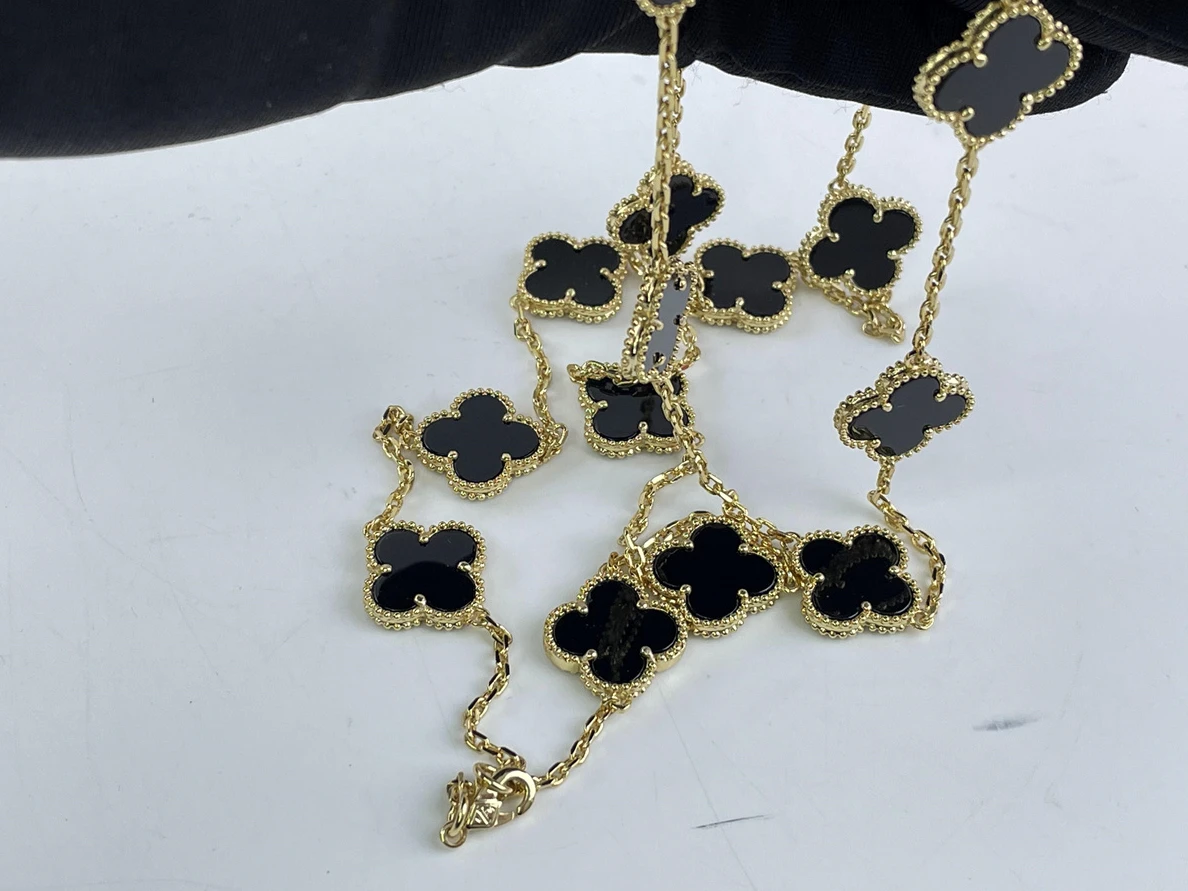 4141 Alhumbra Vintage Necklaces Cleef & Arpels Trendy 129