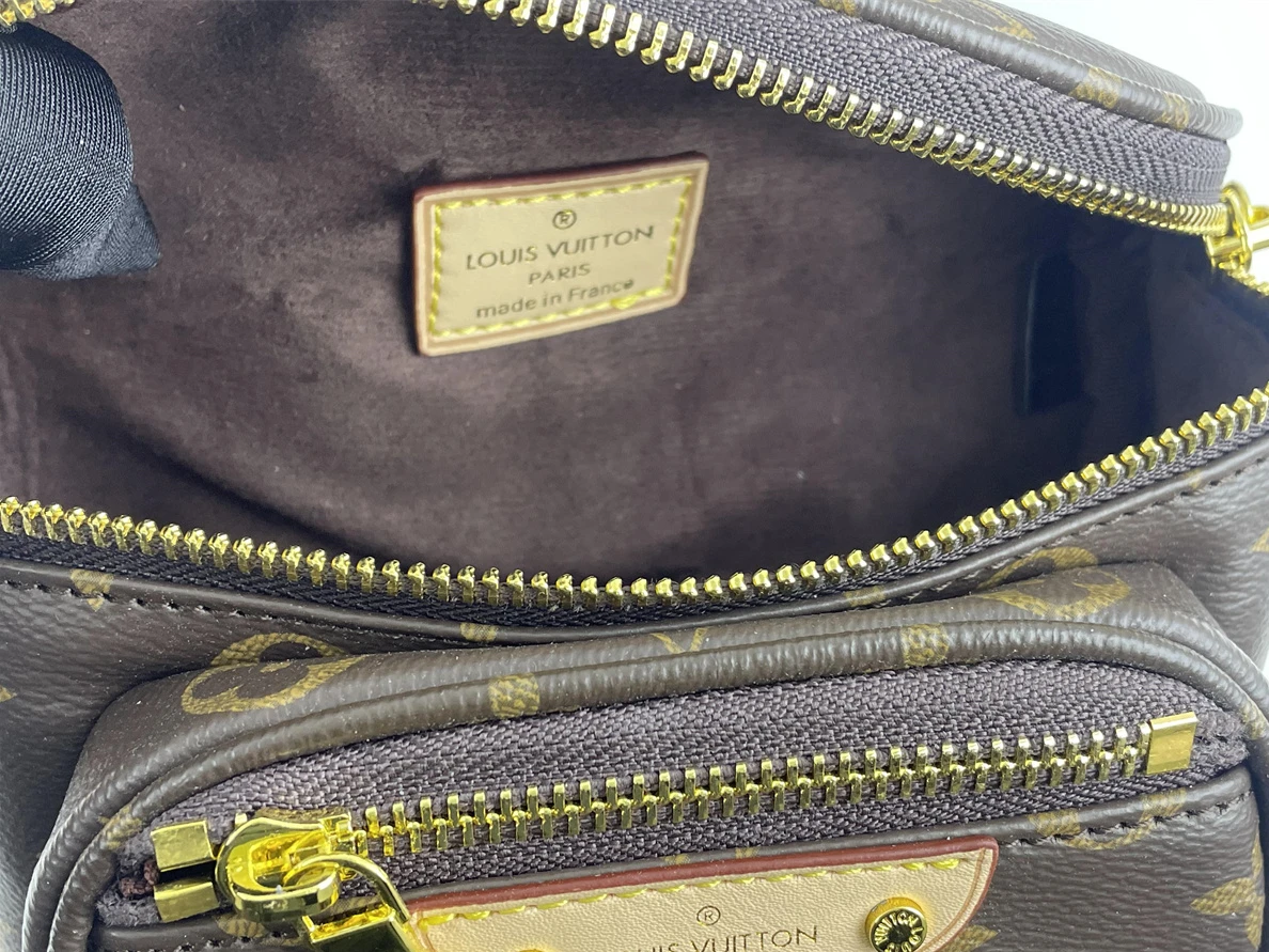 4149 LV Mini Bumbag round shape (17 X 12 X 9.5 cm) ModernLook 167