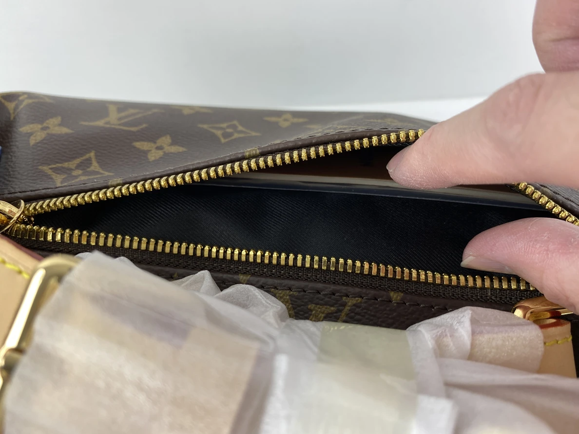4177 LV Discovery Waist Bag (47x20x9cm) TopPick 284