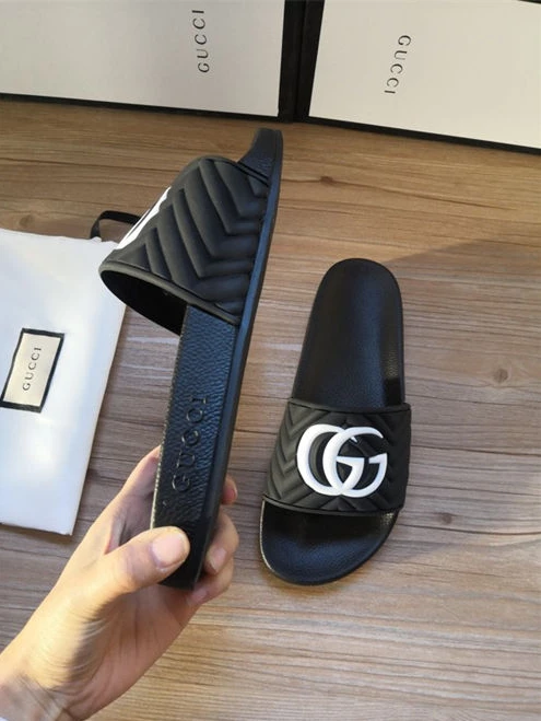 4197 Gucci Slipper Trendy 3184