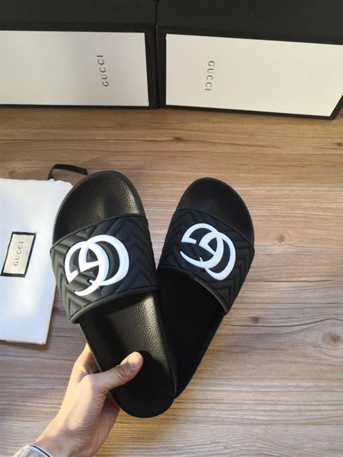 4197 Gucci Slipper Trendy 3184