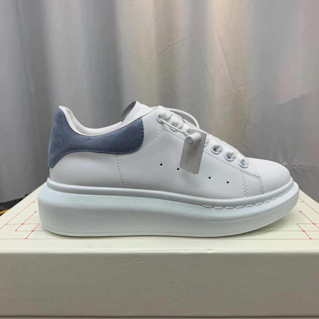 4272 McQuen White Dream Blue 553770WHGP SportInspired 1405