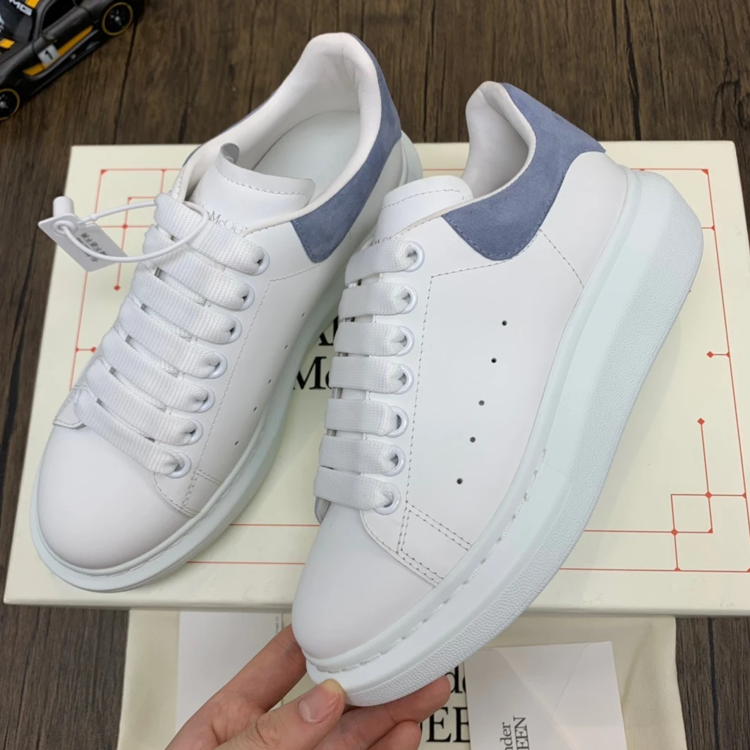 4272 McQuen White Dream Blue 553770WHGP SportInspired 1405