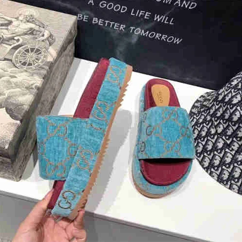 436 Gucci Slipper TopPick 3099
