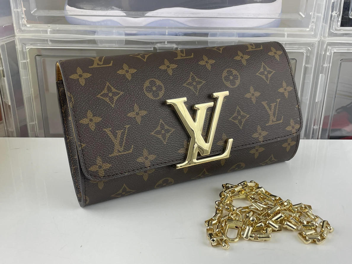 4415 LV mini rectangle body bag  ( 23 x 15 x 5 cm) SportInspired 164