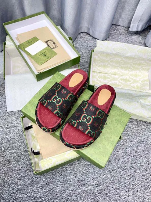 4649 Gucci Slipper AllSeason 3241