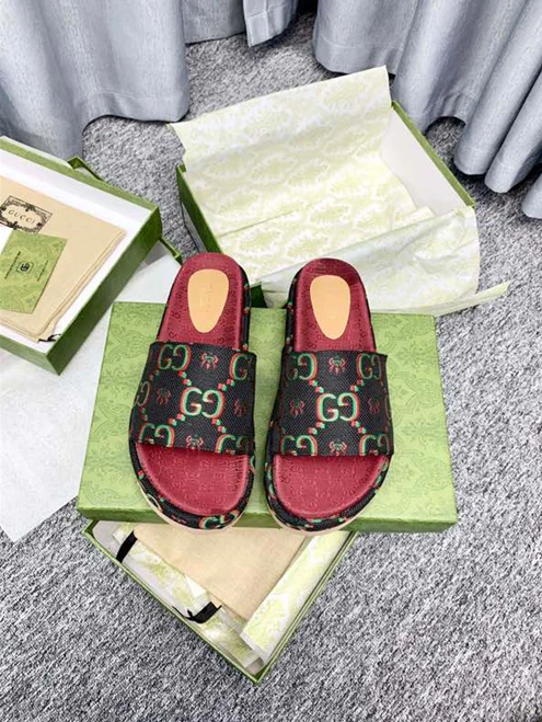 4649 Gucci Slipper AllSeason 3241