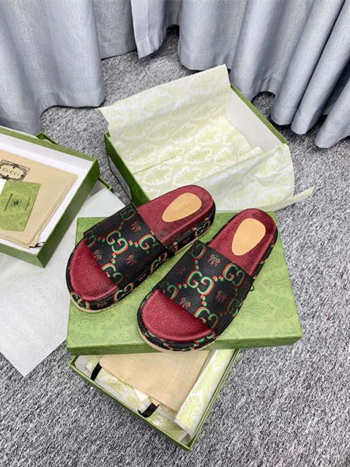 4649 Gucci Slipper AllSeason 3241