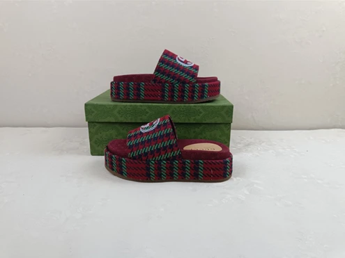 4691 Gucci Slipper EasyMatch 3078