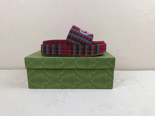 4691 Gucci Slipper EasyMatch 3078