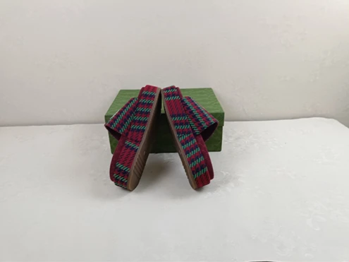 4691 Gucci Slipper EasyMatch 3078