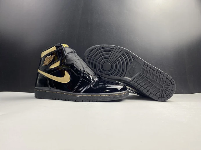 4706 Jordan1 Retro Black Metallic Gold 555088- GoodFit 544