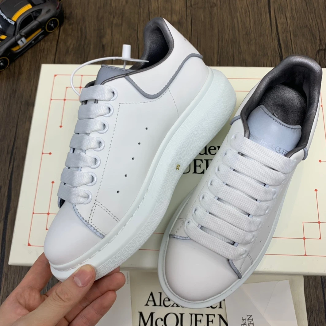 4753 McQuen 561123WHTQK NewStyle 1416