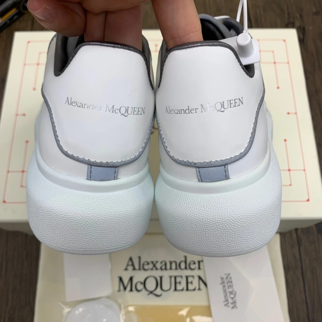 4753 McQuen 561123WHTQK NewStyle 1416