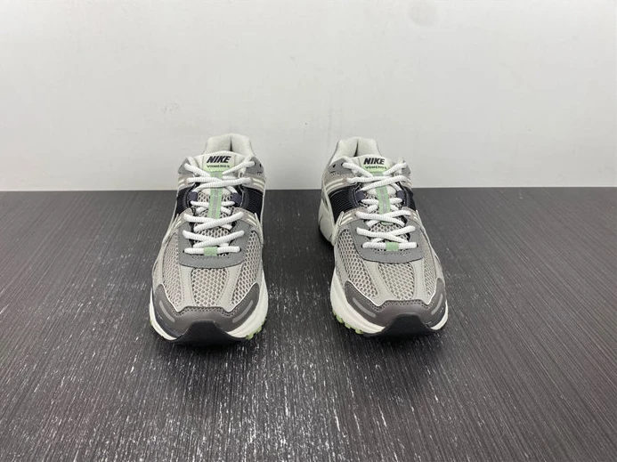 4856 Nike Zoom Vomero 5 Cobblestone Flat Pewter FB8825- GoAnywhere 2764