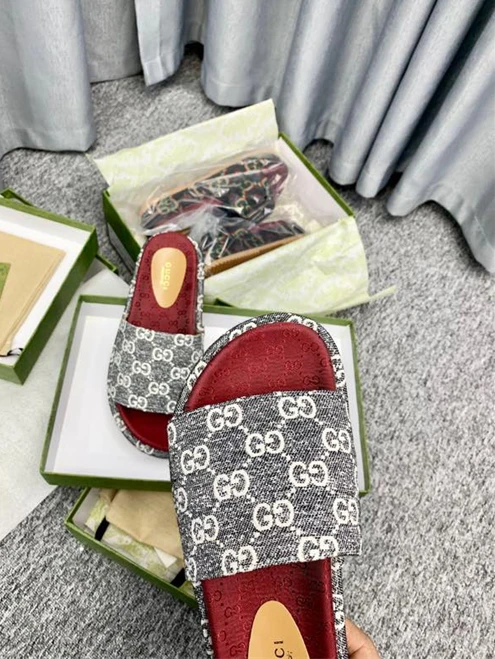 4886 Gucci Slipper WellDesigned 3242