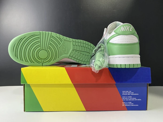 4935 Nike SB Dunk Low Green Tender powder CU1726- SportInspired 2139