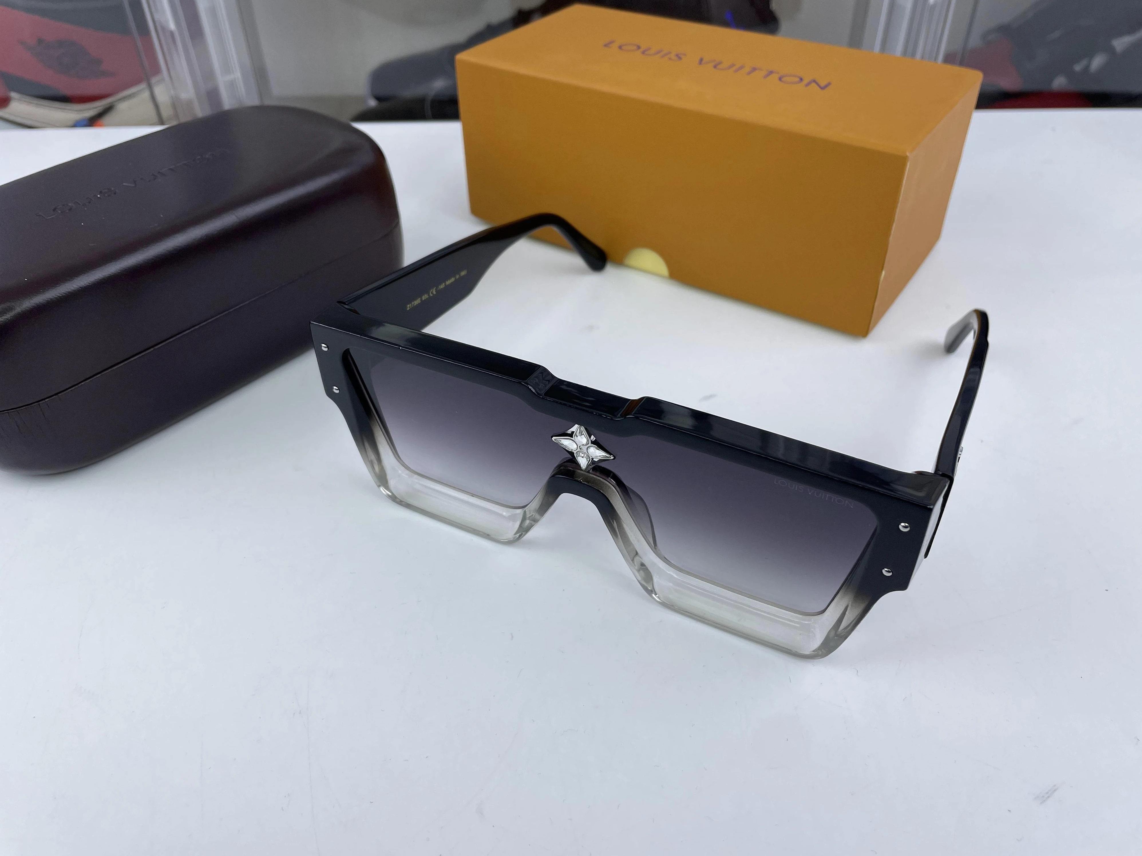 4967 Louis Vuitton Black Purple Sunglasses NewStyle 366