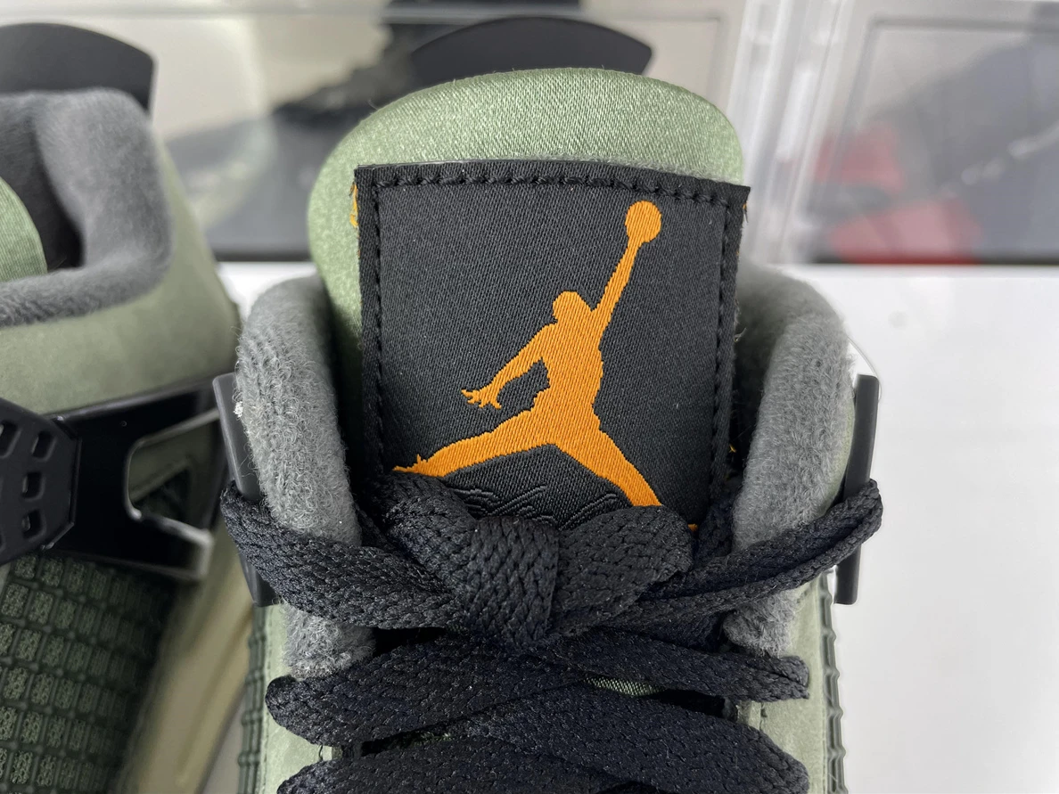 4974 UNDEFEATED x Air Jordan 4 with NIKE AIR Heel (2025 version) EasyMatch 781