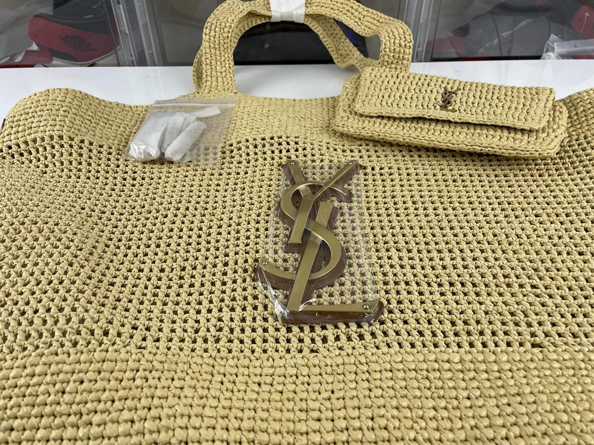 5004 YSL Saint Laurent ICARE Knit bag ( 55 x 43 x 5cm) WellDesigned 221