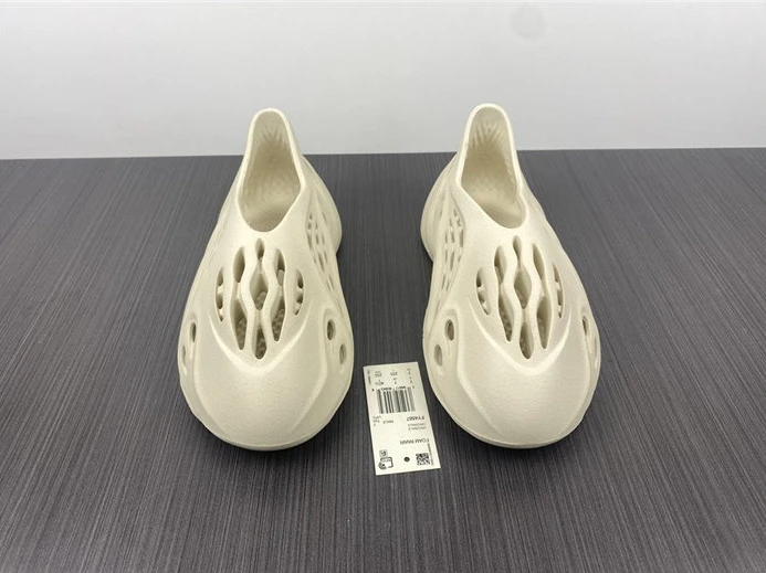 5016 ADIDAS YEEZY Foam RNNR Sand FY Popular 2868