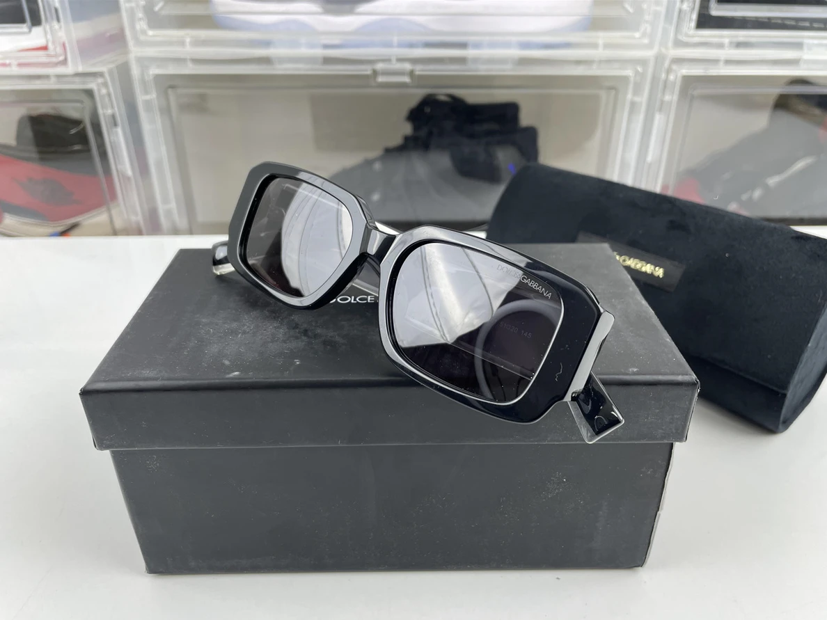 5053 DOLCE&GABBANA Black Sunglasses ModernLook 367
