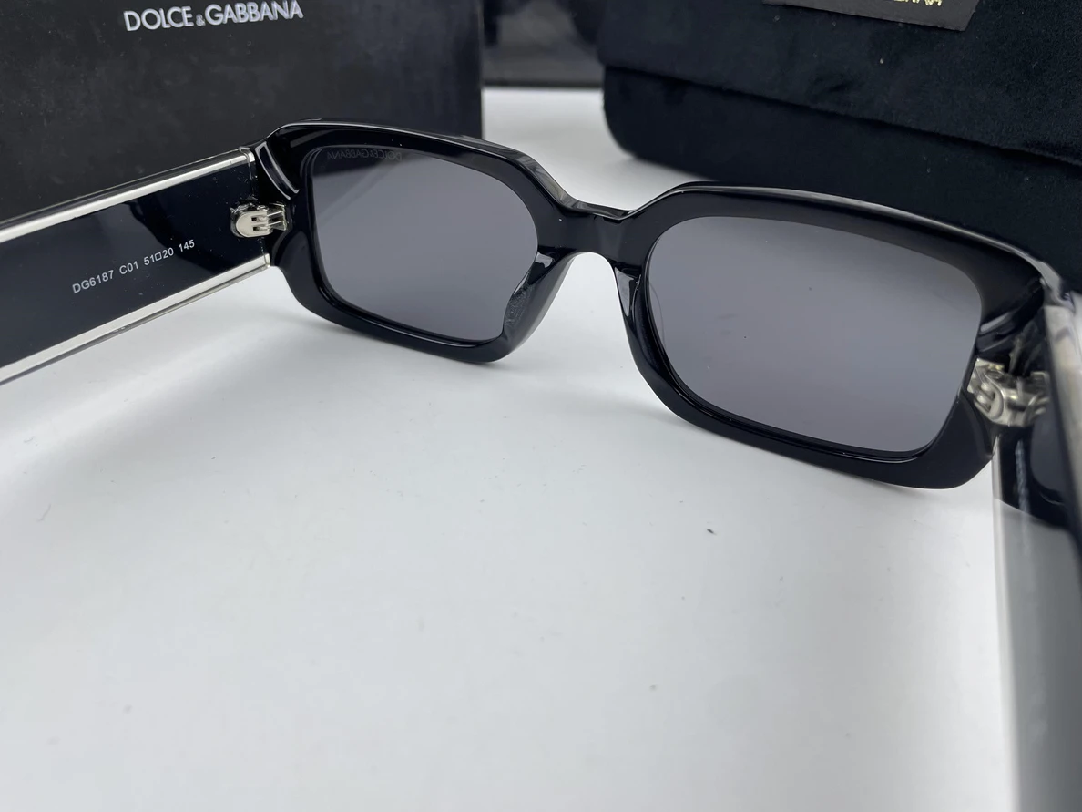 5053 DOLCE&GABBANA Black Sunglasses ModernLook 367