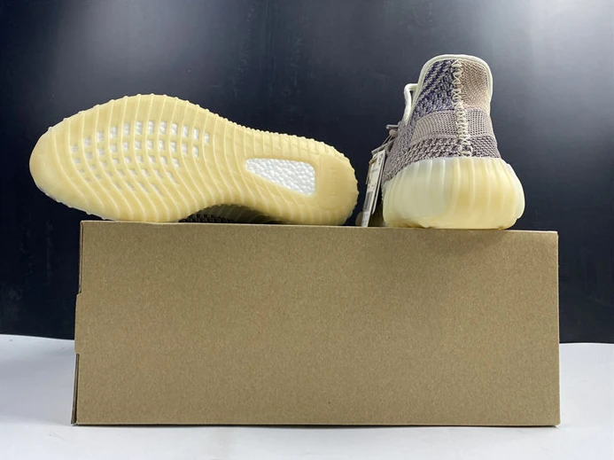 5226 adidas Yeezy Boost 350 V2 Ash Pearl GY StreetReady 2895