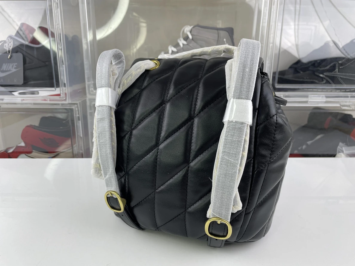 5233 Coach Black Ladies backpack  (23 cm) SmartChoice 266