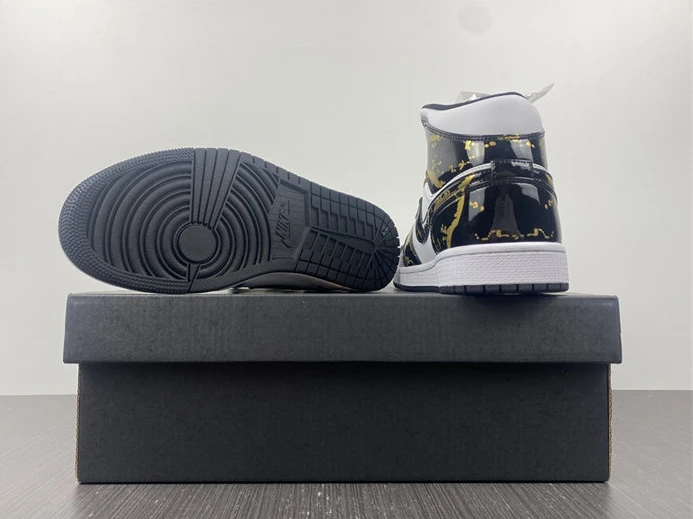5257 JORDAN 1 MID 554724- DailyWear 484