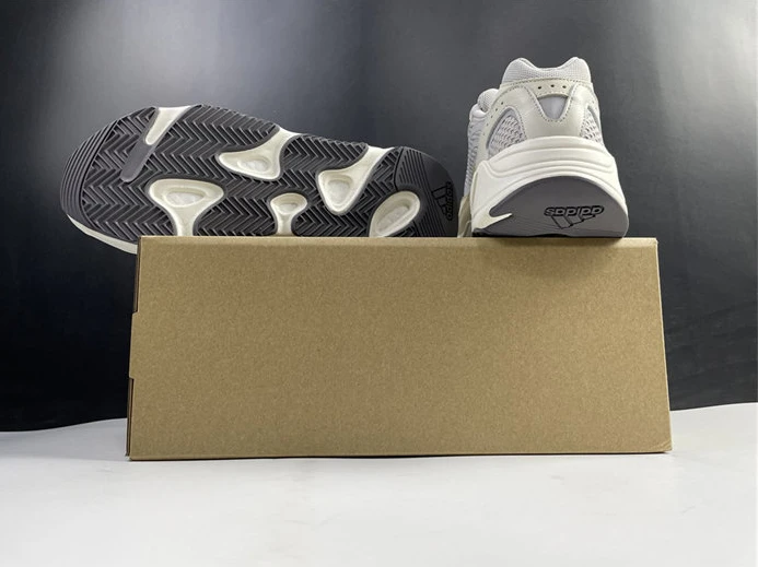 5336 adidas Yeezy Boost 700 V2 Cream GY BestValue 3002