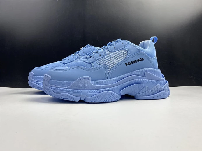 5445 BLCG Triple S Light Blue  524039 W2FW1 GoodFit 3407