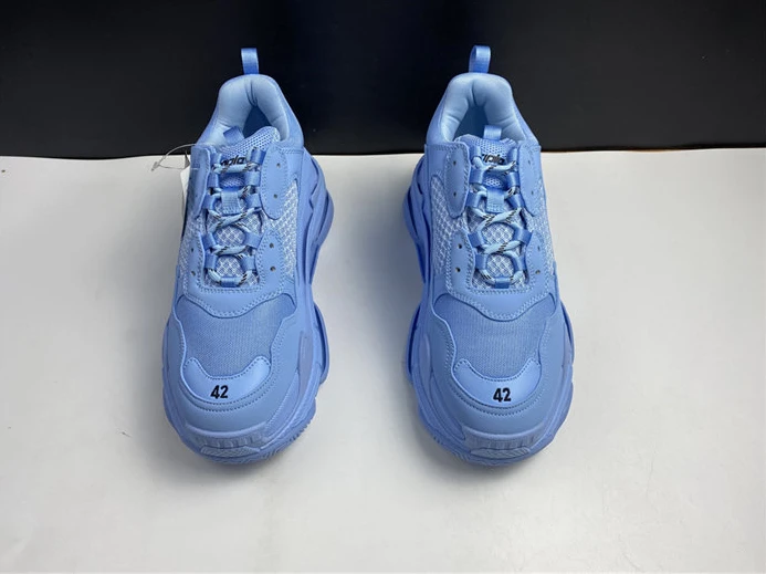 5445 BLCG Triple S Light Blue  524039 W2FW1 GoodFit 3407