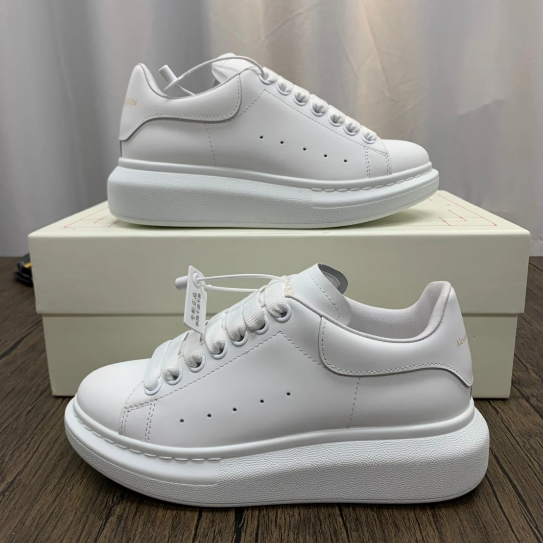 559 McQuen White 553680WHGP TopPick 1409