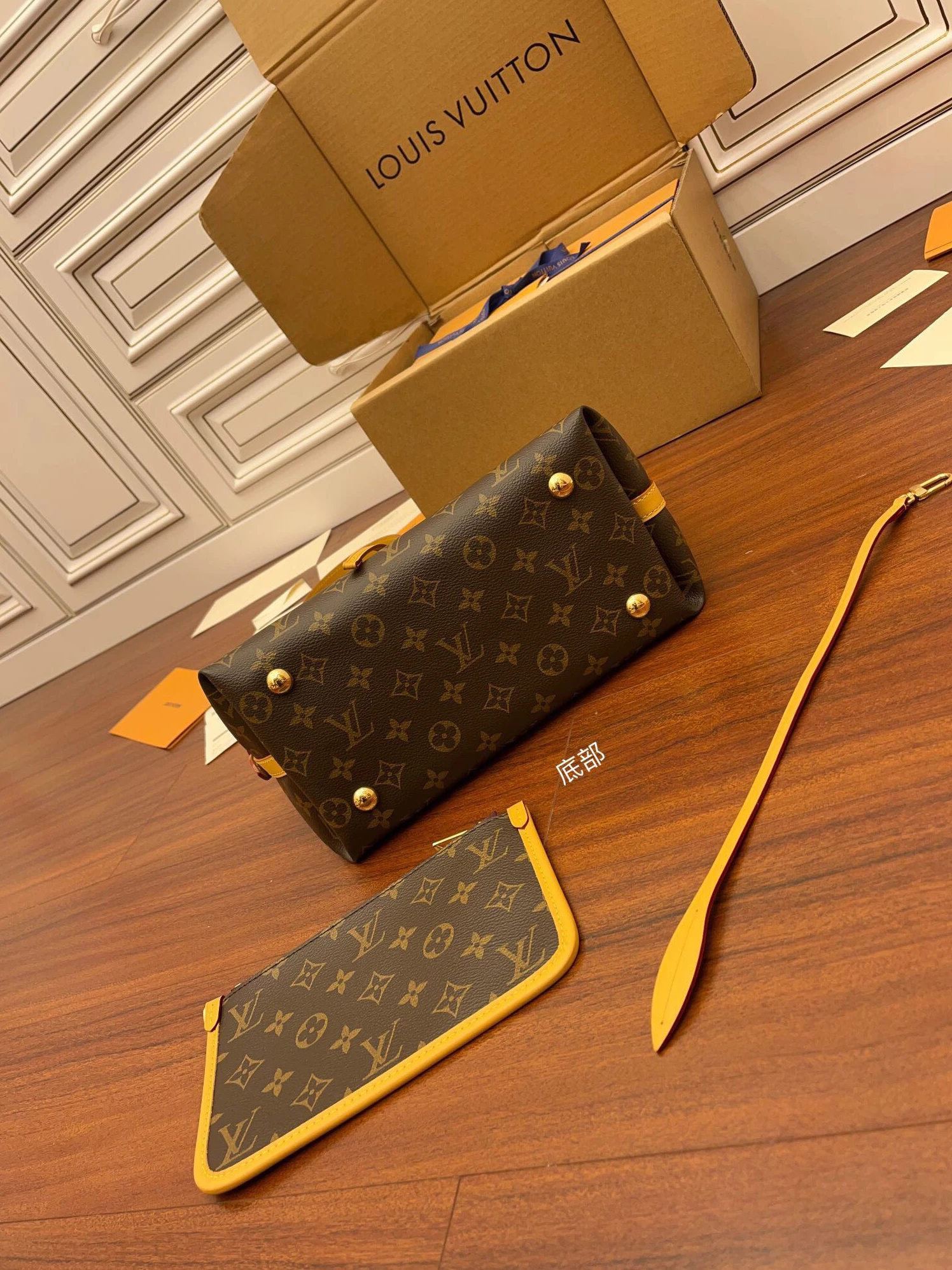 5601 Carryall  (29cm x 24cm x 12cm) Trendy 293