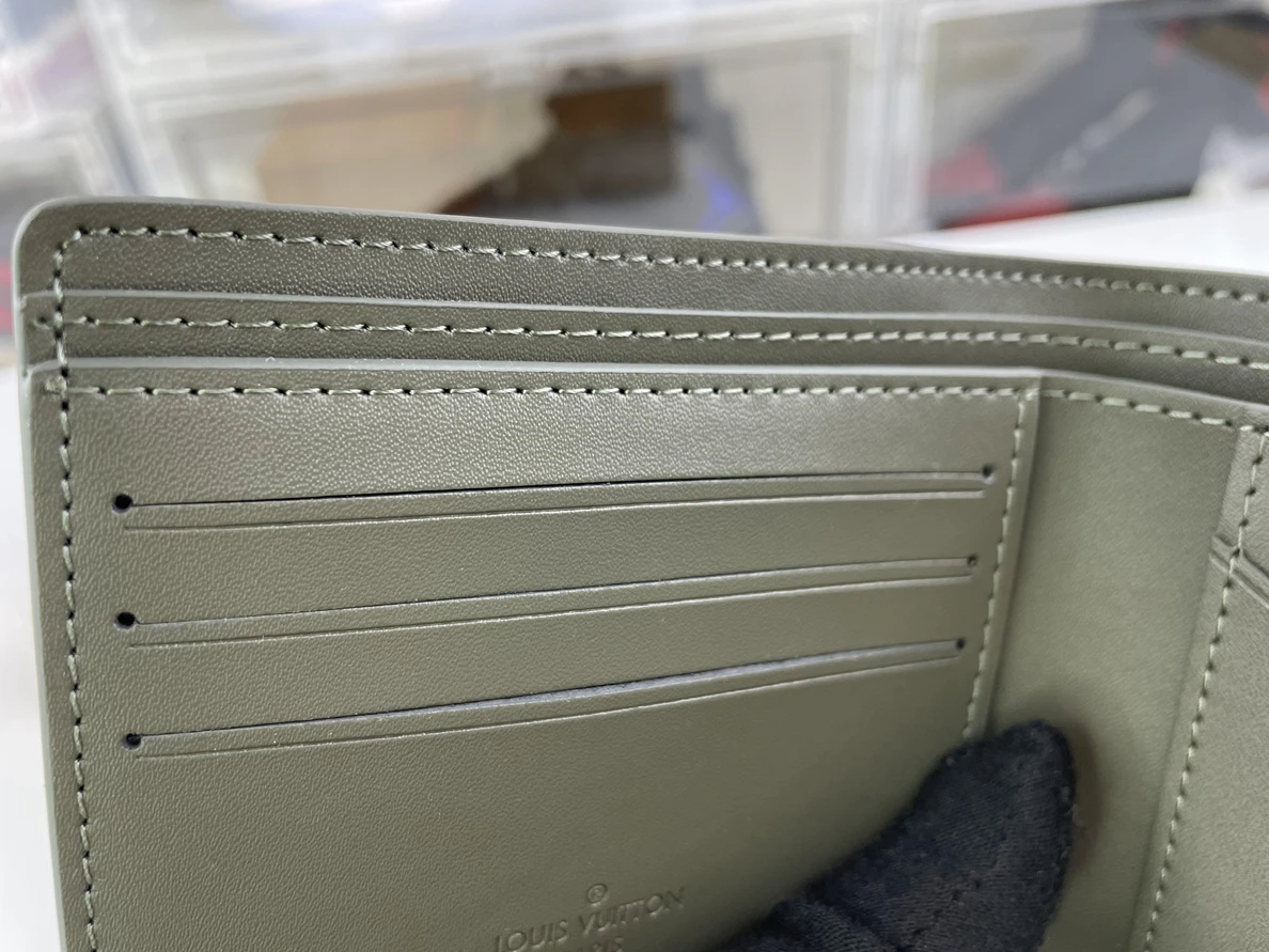 5614 LV Dark Grey wallet Trendy 380