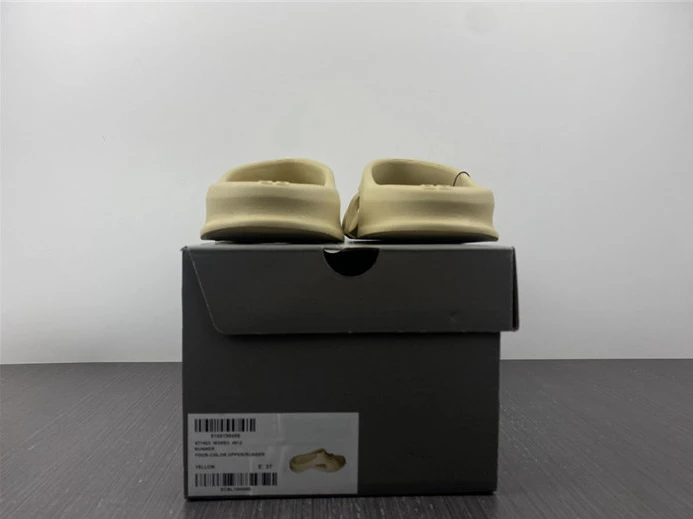 5759 BLCG SLIPPERS SportInspired 3057