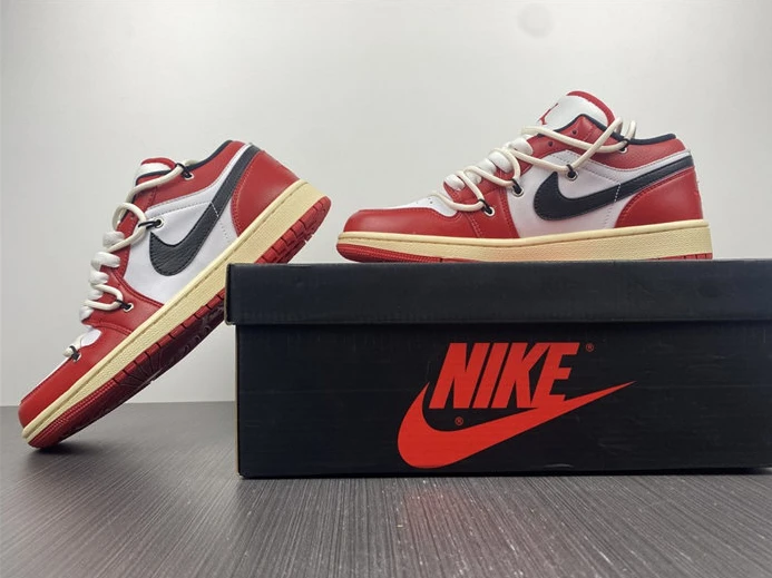 5811 AIR JORDAN 1 LOW Chicago 553558- UrbanStyle 674