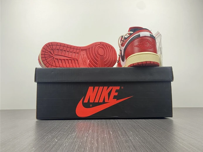 5811 AIR JORDAN 1 LOW Chicago 553558- UrbanStyle 674