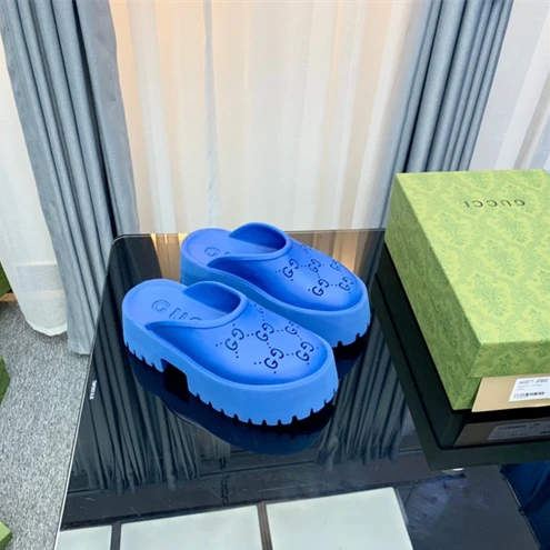 5933 Gucci Slipper HighQuality 3124
