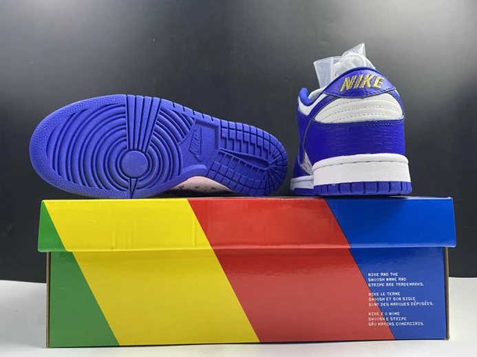 600 Nike SB Dunk Low Supreme Stars Hyper Royal DH3228- Fashionable 2092