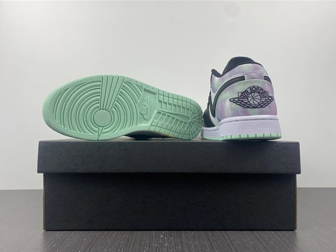 601 Jordan1 white black rainbow DM1199 - GoAnywhere 686