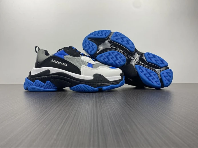 6087 BLCG TRIPLE SNEAKER 536737 W2CA1 StreetReady 3348