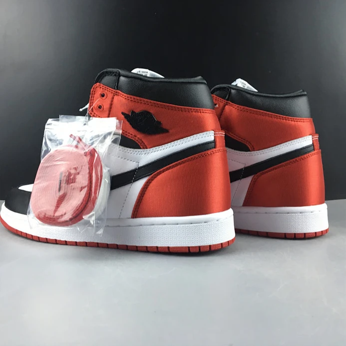 663 Jordan1 satin WMNS BLACK TOE CD0461- DailyWear 533