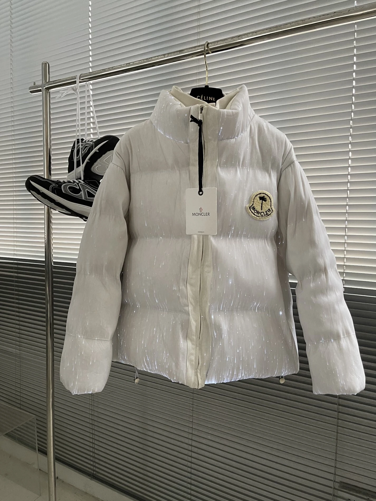 6852 Moncler Palm Angels Glow in Dark White Jacket WellDesigned 36