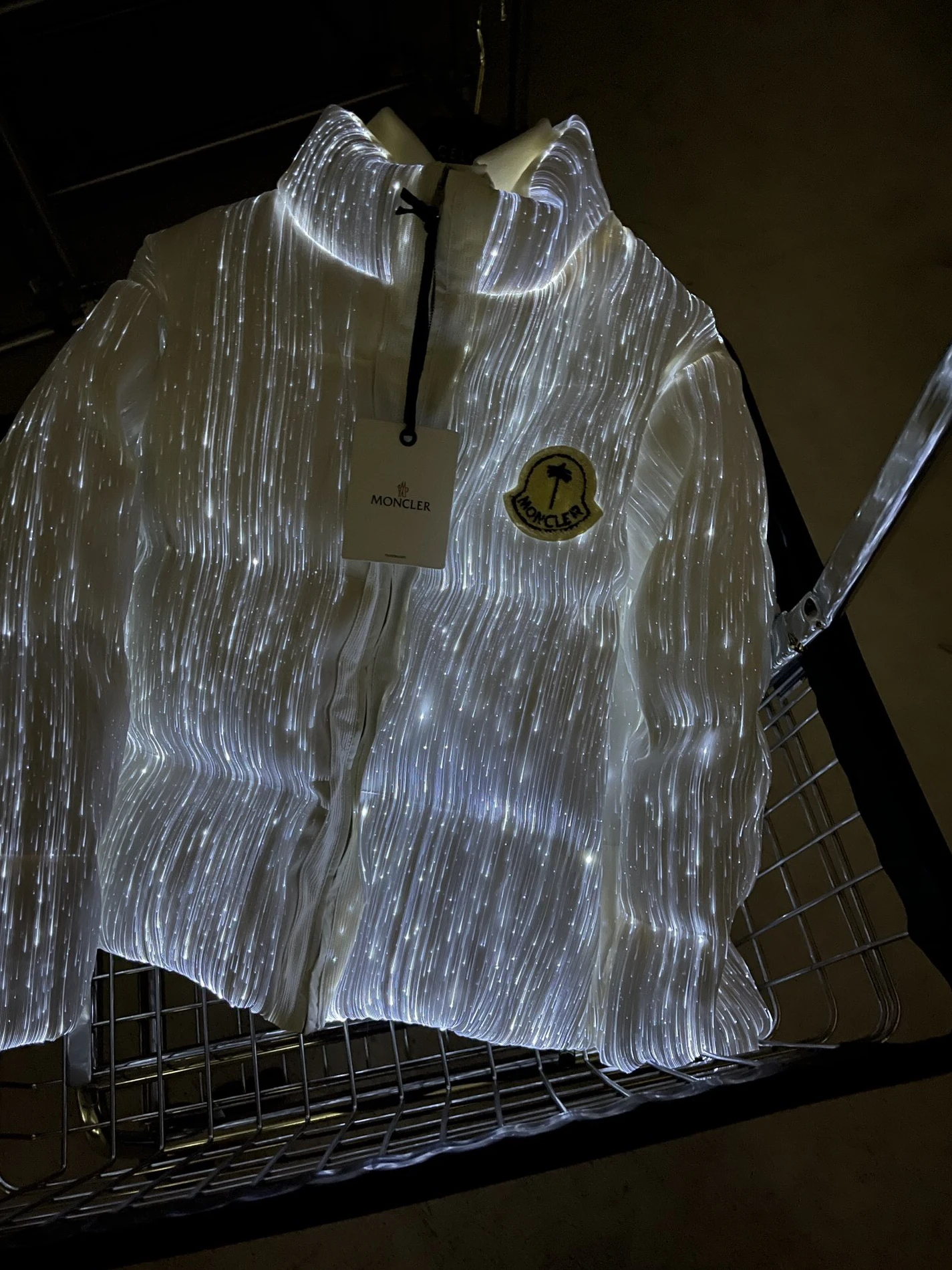 6852 Moncler Palm Angels Glow in Dark White Jacket WellDesigned 36