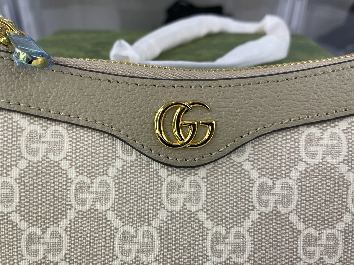 719 GUCCI Ophidia Mini handeling bag Tan color, (19x 10 x 3cm) Trendy 220